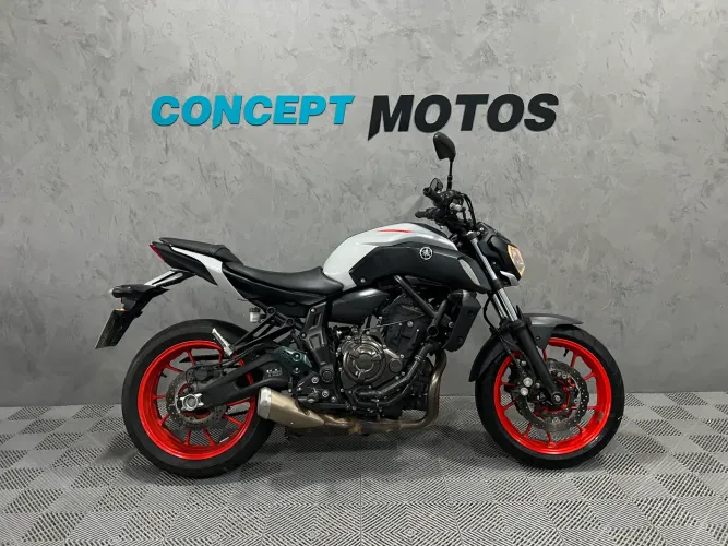 MT 07 Abs