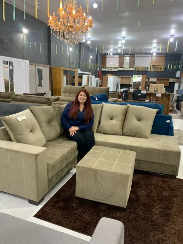 Sofa em L com puff
