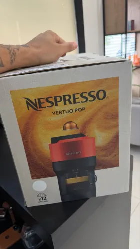 Máquina NESPRESSO 