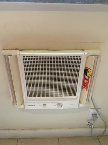 Vendo Ar condicionado de janela Consul 7500 btus 220 volts 