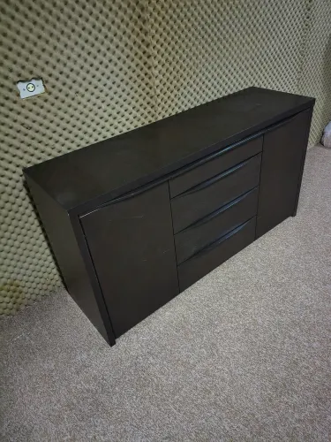 Cômoda para Sala ou Quarto na Cor Marrom Escuro