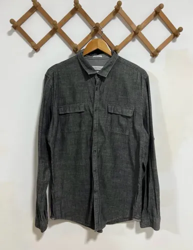 Camisa Calvin Klein masculina tamanho g cinza