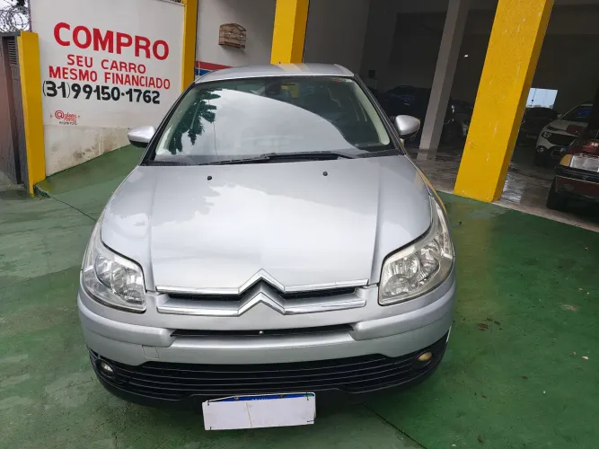 Citroen C4 Pallas GLX 2.0/ 2.0 Flex Aut. 2011