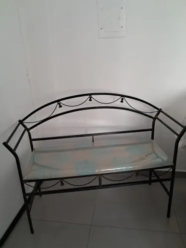 Sofá de ferro
