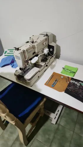 Vendo Caseadeira e Botoneira