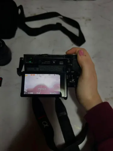 Sony A6000 + Kit Completo - Pronta para Fotografar!