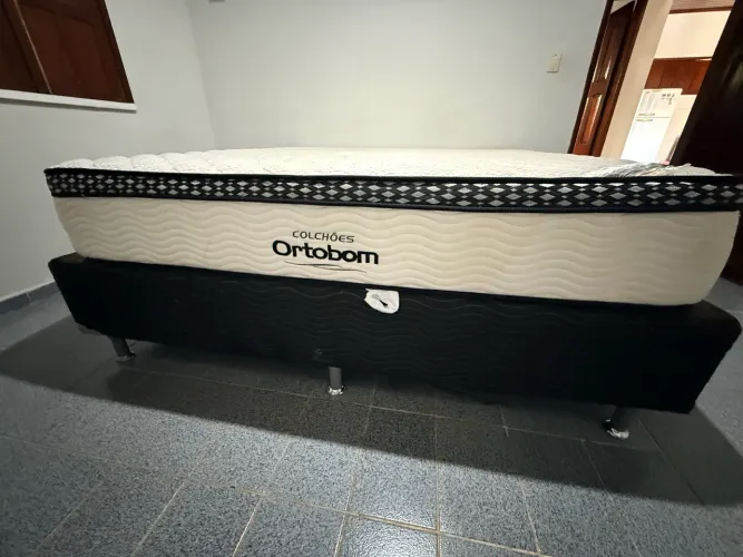 Cama king sise