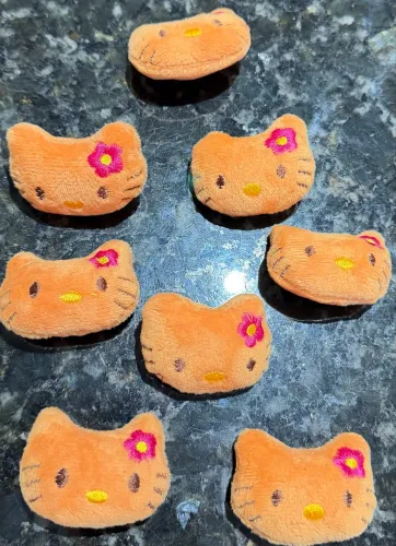 Hello kitty pin p/ crocs