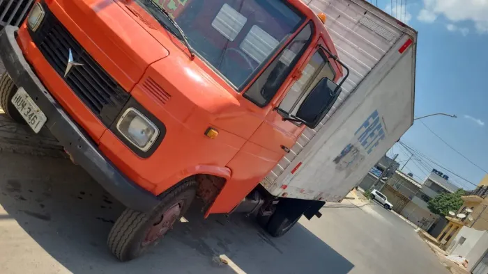 Mercedes-Benz L 608 a venda