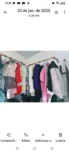 Expositor de roupas parede ,tenho 4 unds, cada 25,00