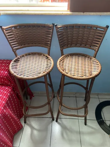 Banquetas semi nova 