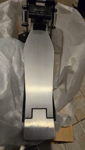 Pedal Chimbal Roland FD-9 na Caixa