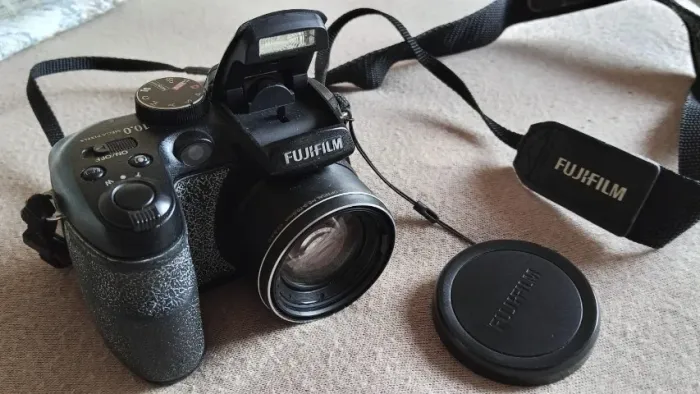 Camera Digital Fujifilm S1500