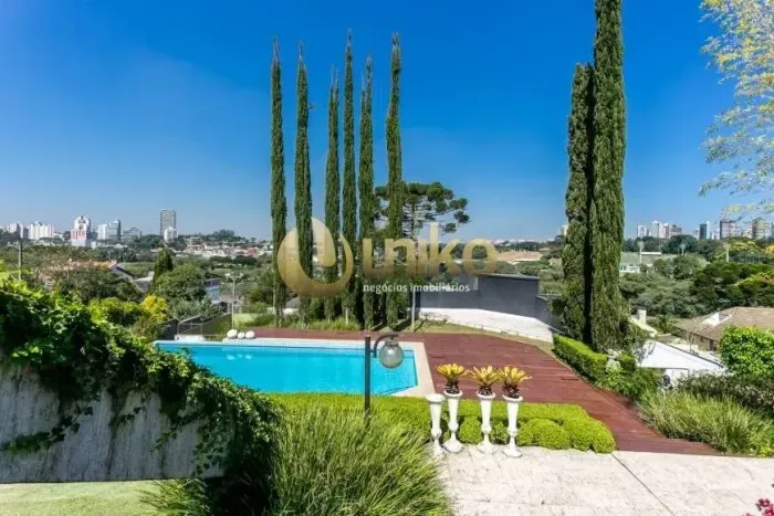 Residência com vista Barigui no Santo Inácio
