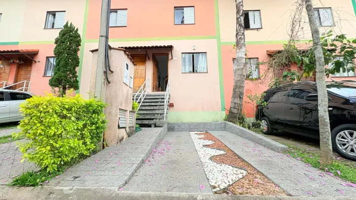Casa no condomínio Village Park Jaraguá para venda com 2 quartos, 65m²