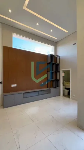 Vendo casa alto padrão em condomínio na Vicente Pires com vista parque Aguas Claras