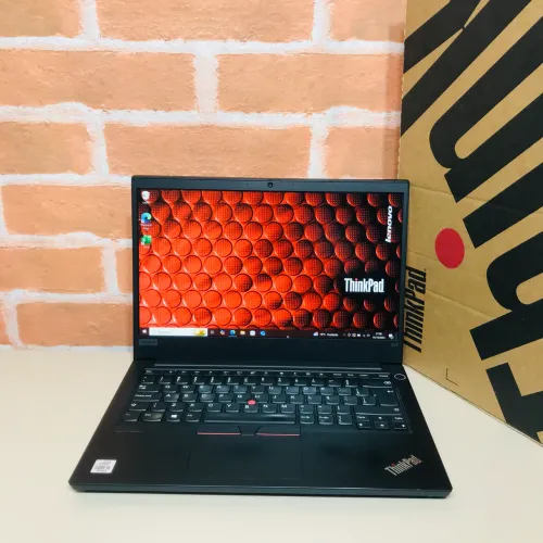 Notebook Lenovo i5 de 10ª Geração/ Ram 8GB/ Ssd 256GB/ Placa Intel Graphics 4GB