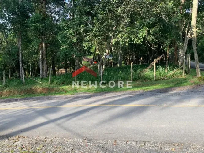 Lote em Estrada dos Hengles - Palmeiras - Itapecerica da Serra/SP