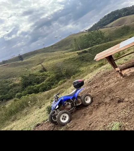 Quadriciclo raptor 250