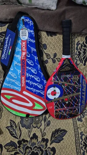 Raquete beach tenis.