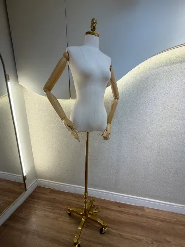 Manequins