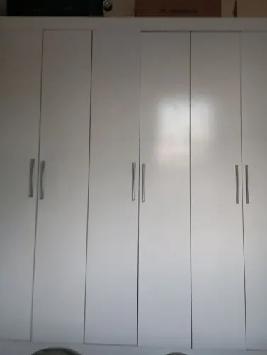 Guarda roupa consevado