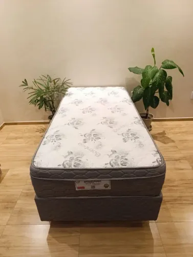 Cama box solteiro com molas ensacadas (entrego)
