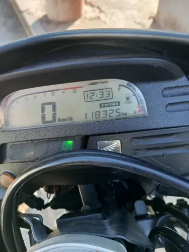 XRE 300 , só pega e anda, 2026 pago em perfeito estado. Valor 18.000