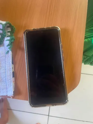 Vende-se celular redimi note 13, 256 gb , 1 e meio de uso, ( nunca foi aberto) 700R$