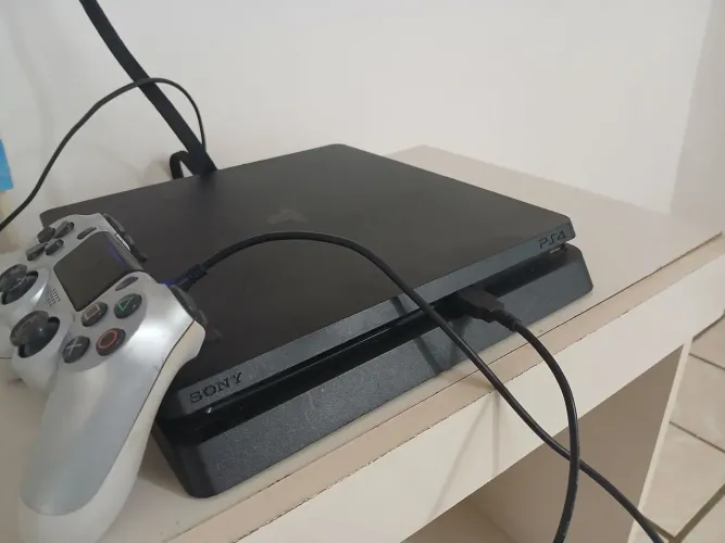 Ps4 slim 1 tera
