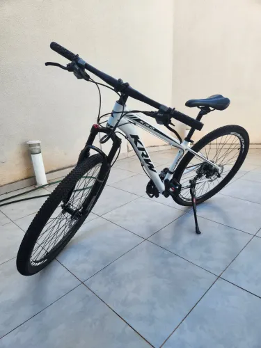 Bicicleta aro 29 Shimano