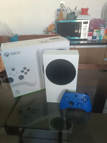 Xbox séries S 1950 funcionando perfeitamente