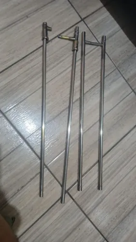 Vendo peças para instrumentos de sopro ,vendo tudo quê está na foto contato *