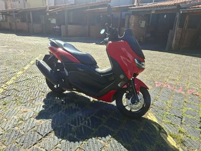 Nmax 160 connect - Ano2023 - 18.500 km - pneus novos - Revisão feita - Docto. OK