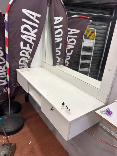 Bancada para Barbearia e salão