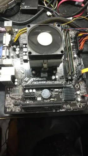 Kit Placa mãe FM2A68M-DG3+, A4-6300, 4Gb memoria, espelho e cooler.