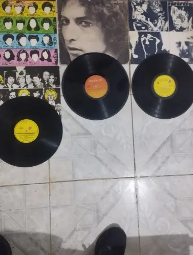 Vinil