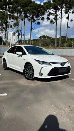 Toyota Corolla Altis Prem. Hybrid 1.8 Flex AUT 2023