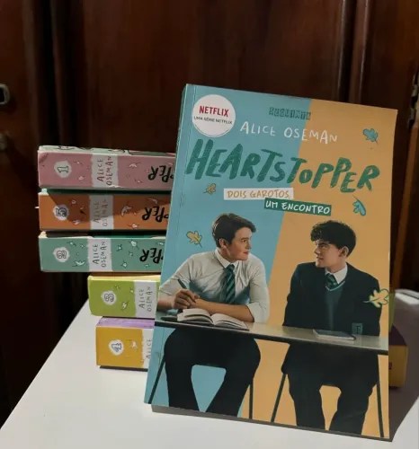 Livro heartstopper