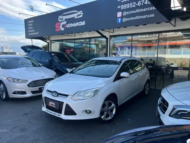 Ford Focus 1.6 S/se/se Plus Flex 8v/16v 5P 2015