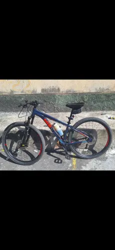 Vendo bike caloi moab usada 3 vezes nota fiscal tamanho [p] altura 1.60.a 1.75