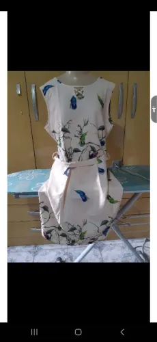 Vestidos sem uso 
