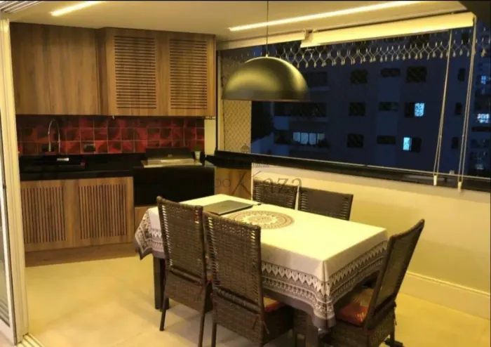 Apartamento Vila Guaianazes Condomínio Vila Romana 3 Dormitórios 236m².