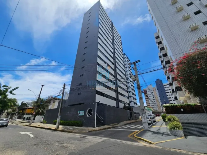 Sala no 8º Andar com Vaga de Garagem - Ed. Comercial Sfax