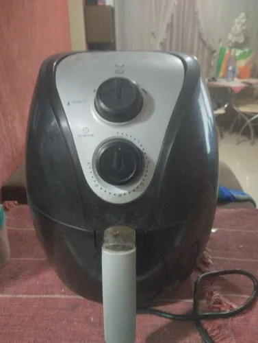 Fritadeira Air Fryer Elétrica Sem Óleo com Controle de Temperatura e Timer