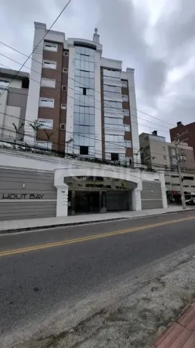 Cobertura para Venda em Florianópolis, Trindade, 2 dormitórios, 2 suítes, 3 banheiros, 2 v