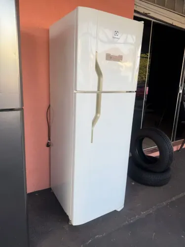 Hoje Geladeira boa barato com garantia entrego frete grátis