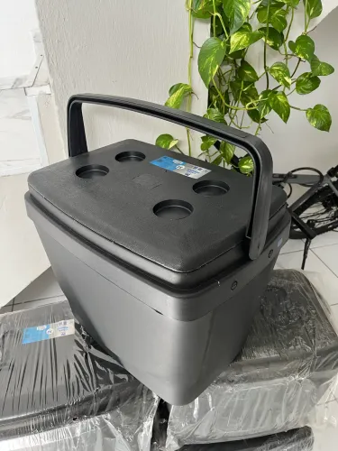 CAIXA TÉRMICA 32L COM ALÇA 
