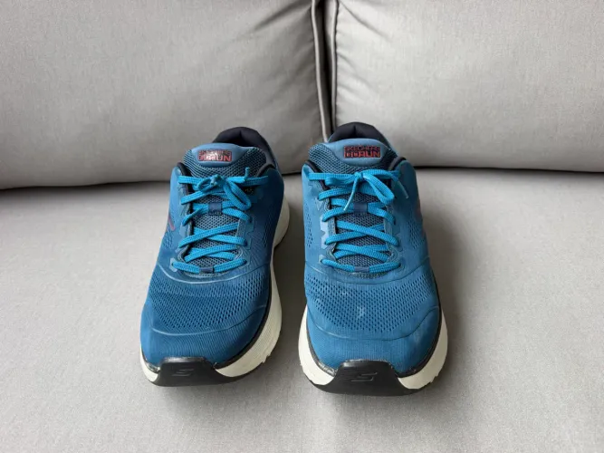 Vendo tenis Skechers tamanho 44