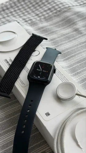 Apple Watch Serie 7 - 41 mm
